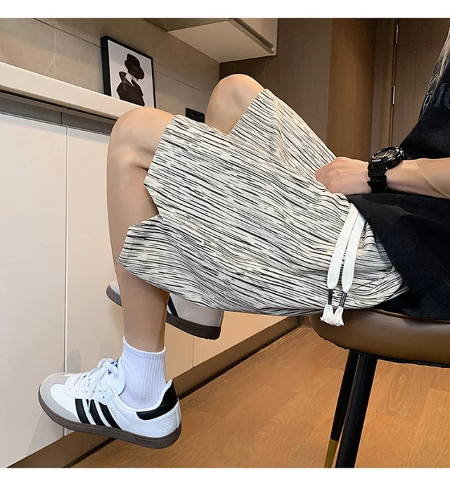 Men's Summer Textured Beach Shorts Detail