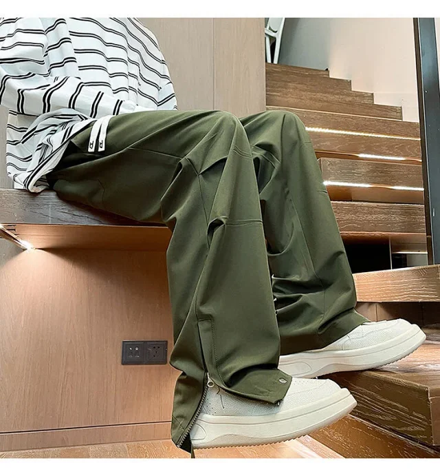 Men's Trendy Cargo Micro-flared Street Pants Detail