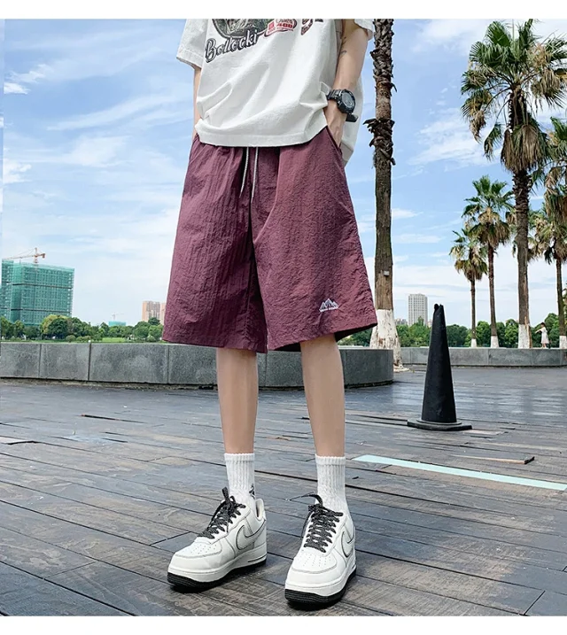 Men's Trendy Loose Ice Silk Shorts 2025 Detail