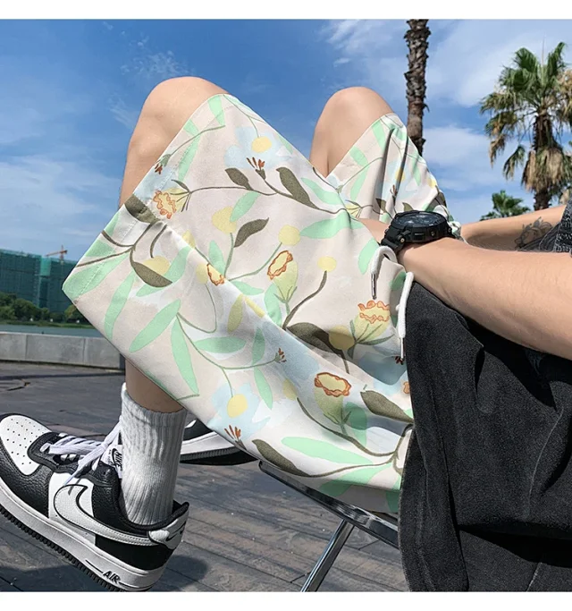 Men's Beach Shorts Swim Trunks Detail