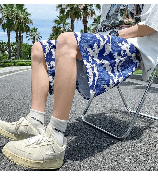 Men's Summer Ice Silk Quick-Dry Beach Shorts Detail