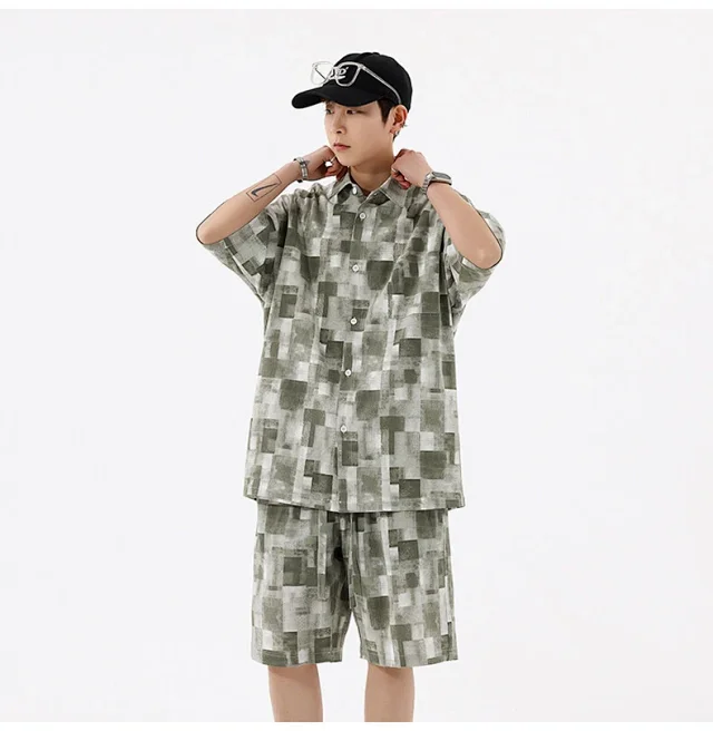 Men's Retro Plaid Short-Sleeve Shirt Suit Detail