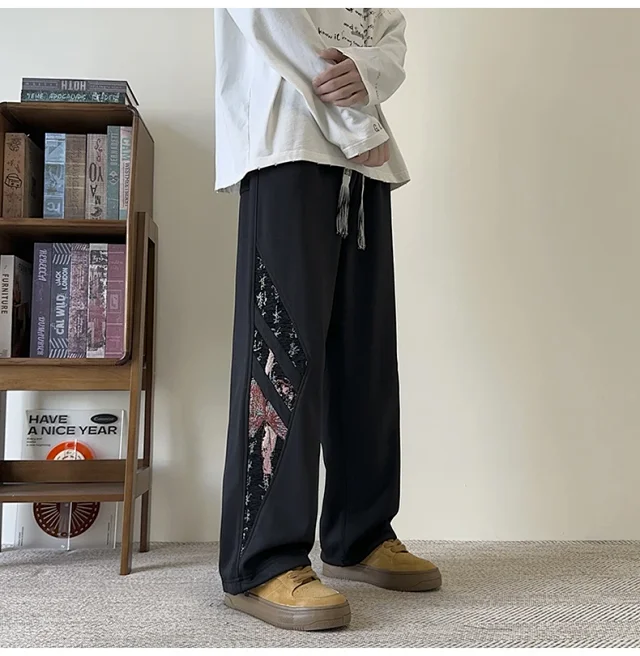 Men's Chinese Style Straight Sweatpants Detail
