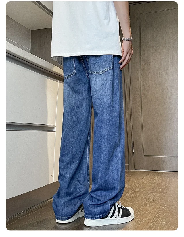 Men's Loose Straight Casual Wash Jeans Detail