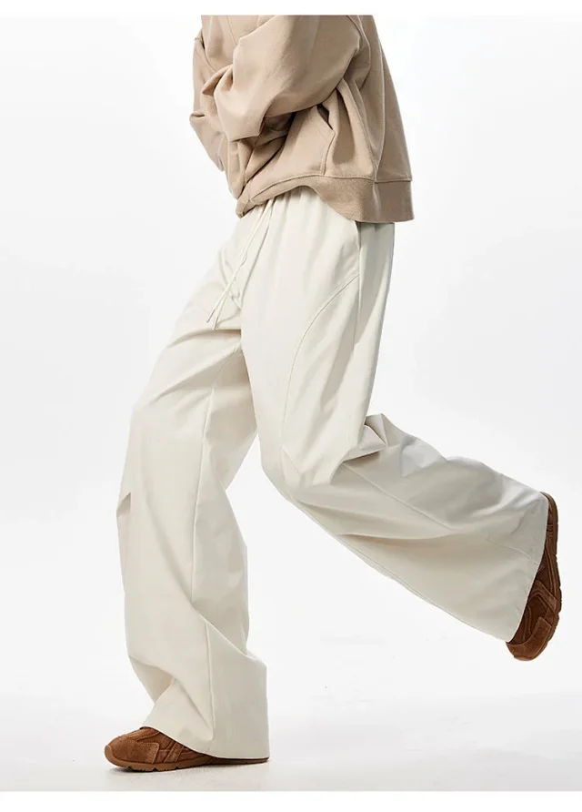 Men's Parachute Pleated Outdoor Pants Detail
