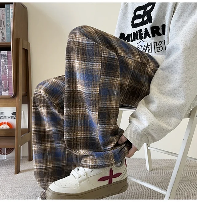 Men's Spring/Fall Contrast Check Wool Trousers Detail