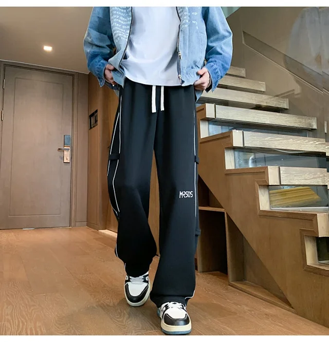 Vintage Embroidered Straight Sweatpants Detail