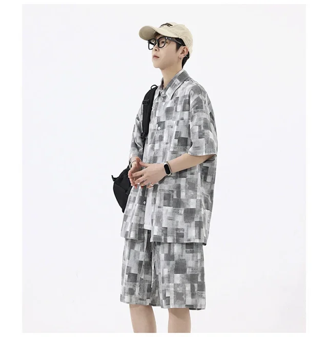 Men's Retro Plaid Short-Sleeve Shirt Suit Detail