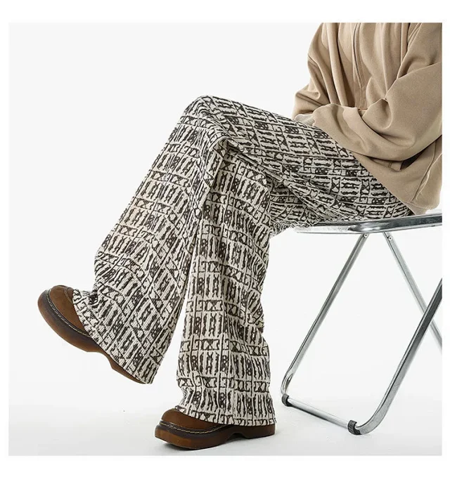 Men's Corduroy Joggers: Vintage American Style Detail