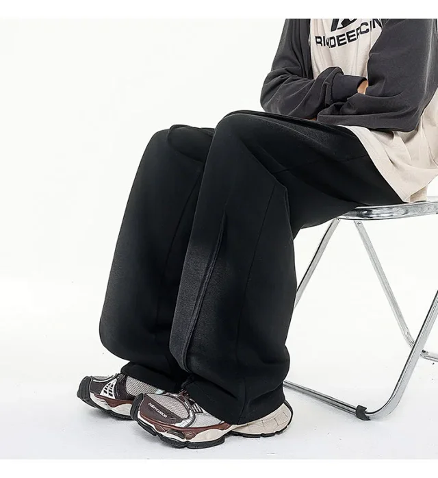 190 Tall Men's Long Washed Distressed Casual Pants Detail