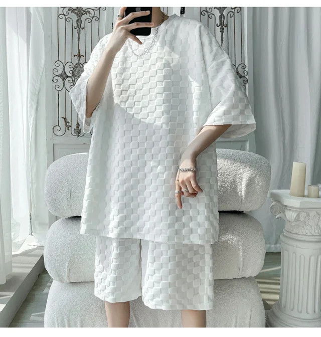 Men's Loose Checkered Jacquard T-shirt & Shorts Set Detail