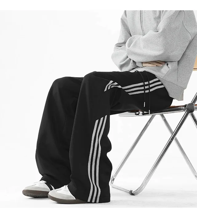 2025 Spring New US High Street Striped Patchwork Sweatpants for Men (Large Size, Wide-Leg, Loose & Casual Sportswear) Detail