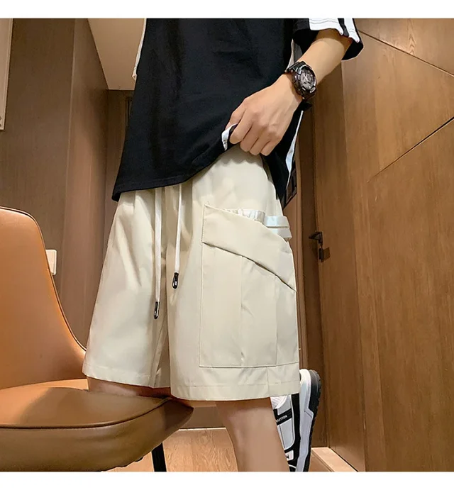 Summer Men's Cargo Shorts Detail