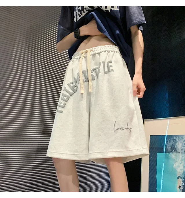 Men's Summer New Trendy Foam Print Loose Shorts Detail