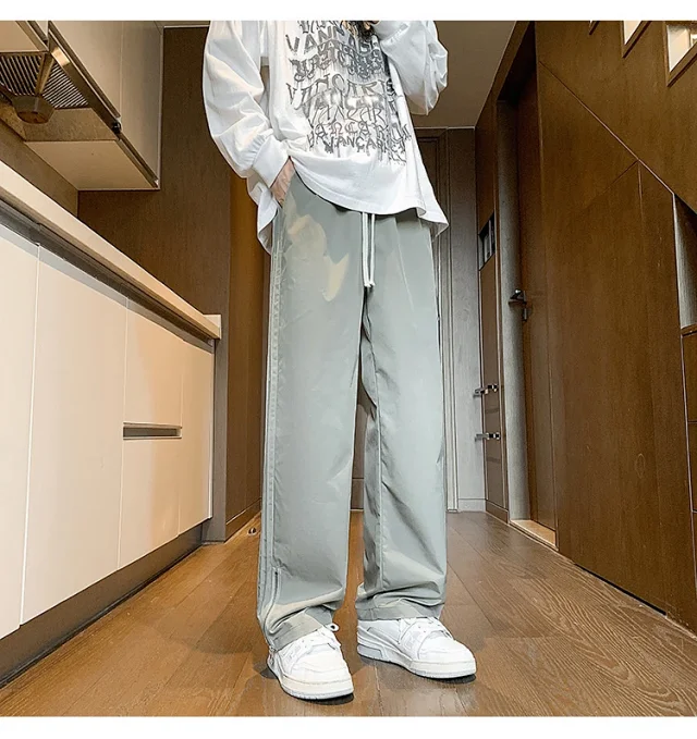 Men's Spring Waterproof Cargo Pants Detail