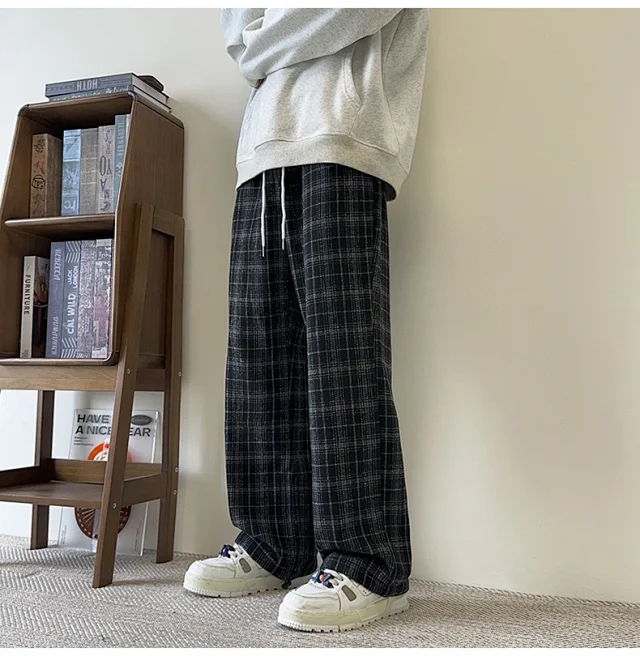 Men's Spring/Fall Contrast Check Wool Trousers Detail
