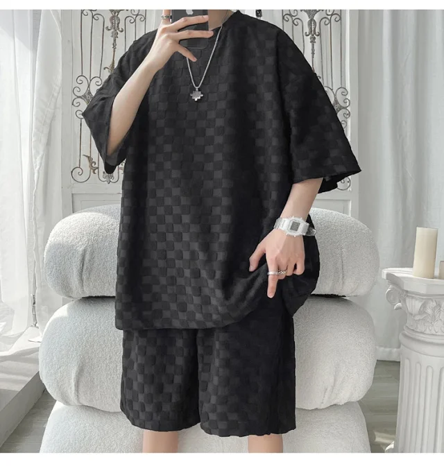 Men's Loose Checkered Jacquard T-shirt & Shorts Set Detail