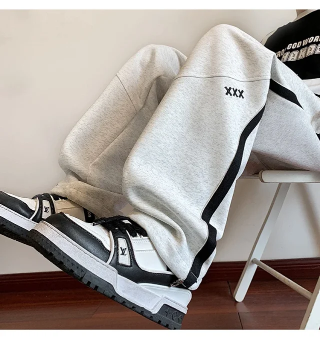 Men's Oversized Japanese Striped Sweatpants Detail