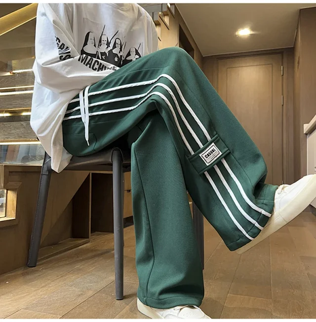 Striped Men's Sweatpants Detail