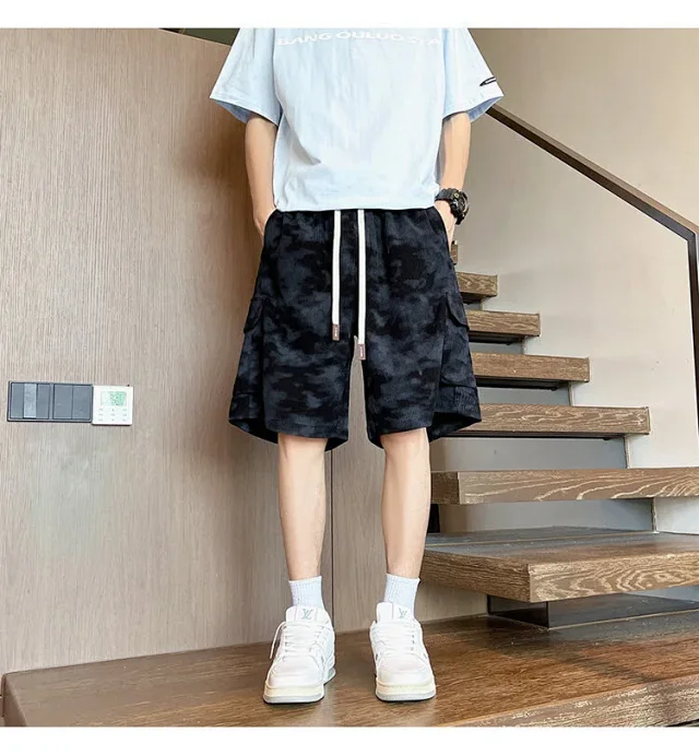 Men's Camo Tie-Dye Breathable Cargo Shorts Detail