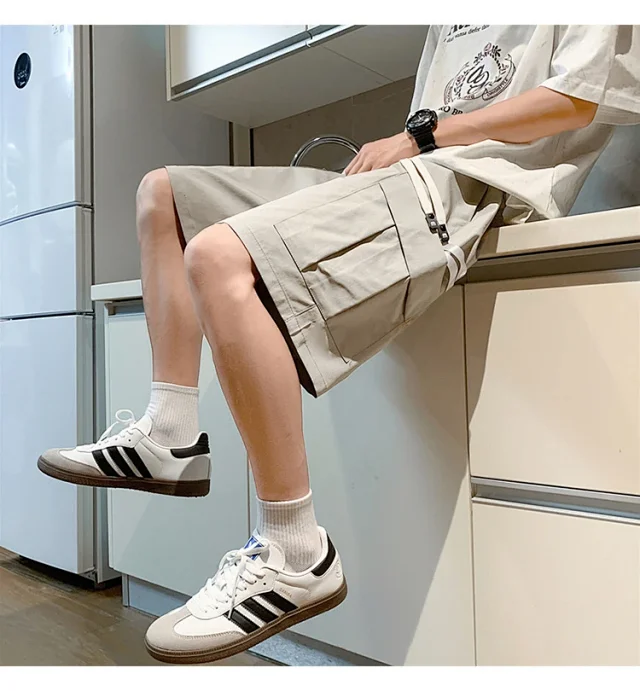 Summer Men's Cargo Shorts Detail