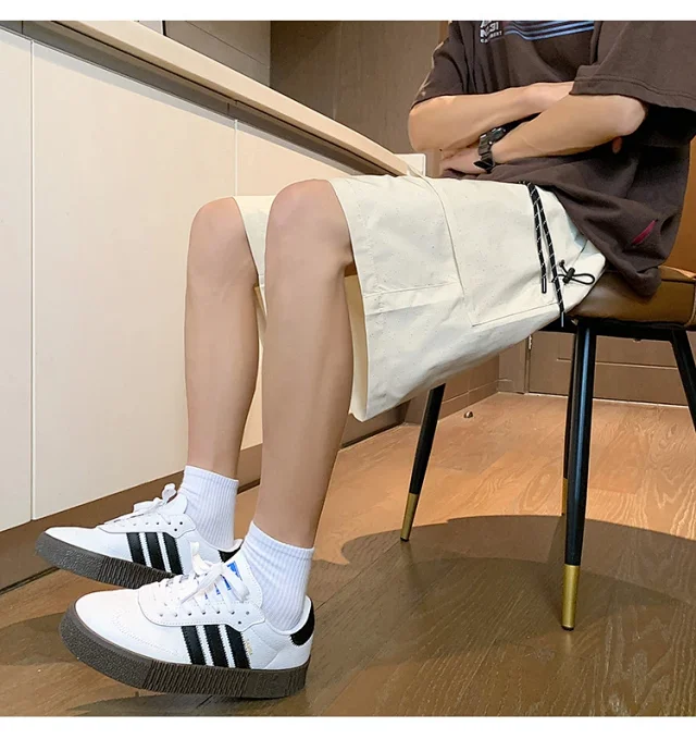 Men's Summer College - style Star Shorts Detail