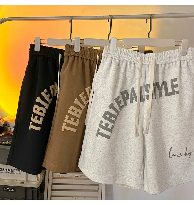 Men's Foam Print Shorts Detail