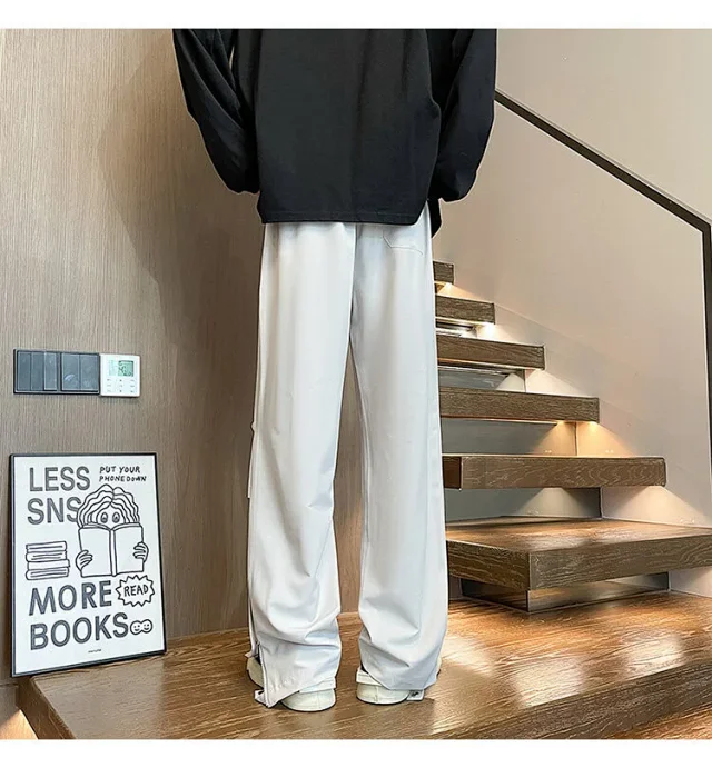 Men's Trendy Cargo Micro-flared Street Pants Detail