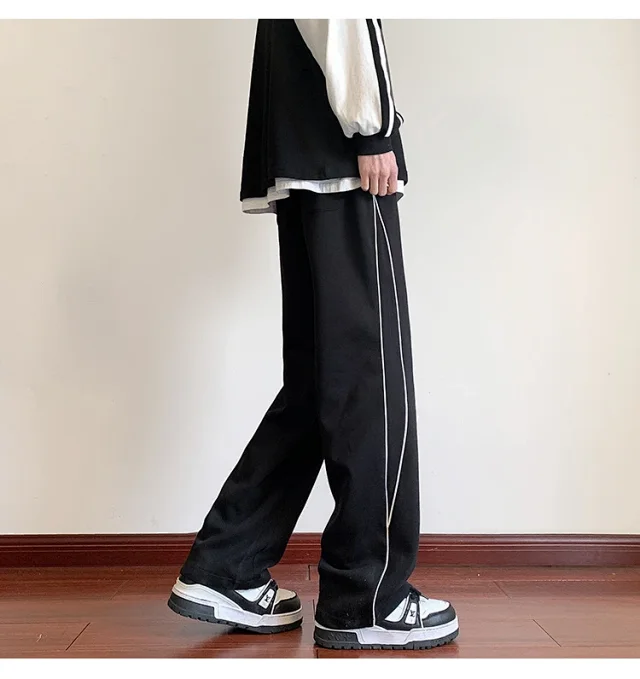 Men's Oversize Striped Pants (Spring) Detail