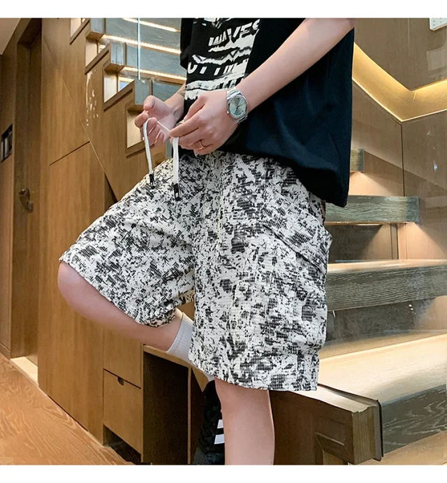 Men's Trendy Brand Black Shorts with Big Pockets Detail
