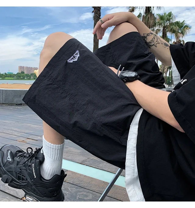 Men's Trendy Loose Ice Silk Shorts 2025 Detail