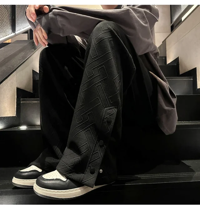 Oversize White Men's Spring Retro Button Sport Pants Detail