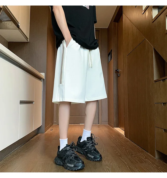 2025 Men's Summer Loose Straight Shorts Detail
