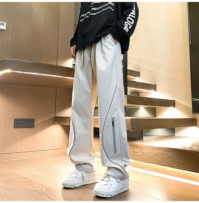 Japanese Oversize Men's Hiking Cargo Pants Detail