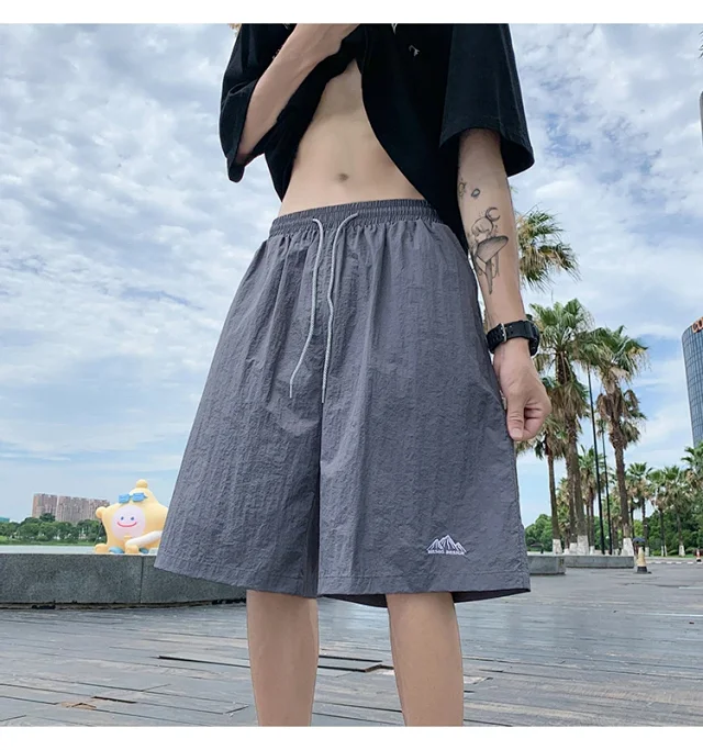 Men's Trendy Loose Ice Silk Shorts 2025 Detail