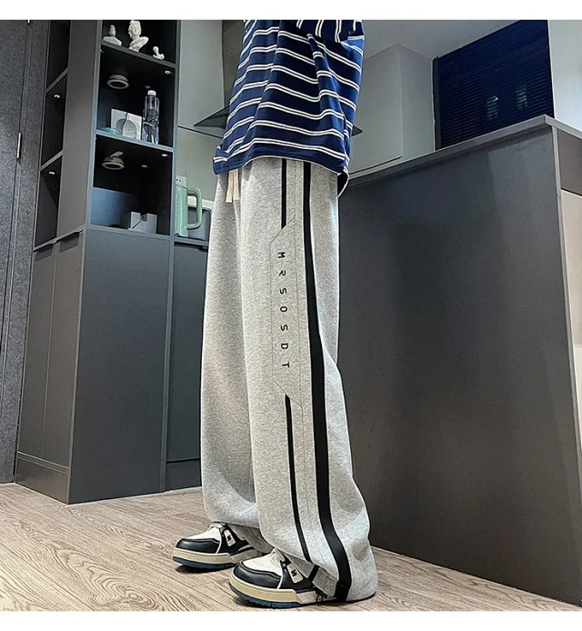 2025 Men's Sweatpants Oversize Loose Straight Trousers Detail