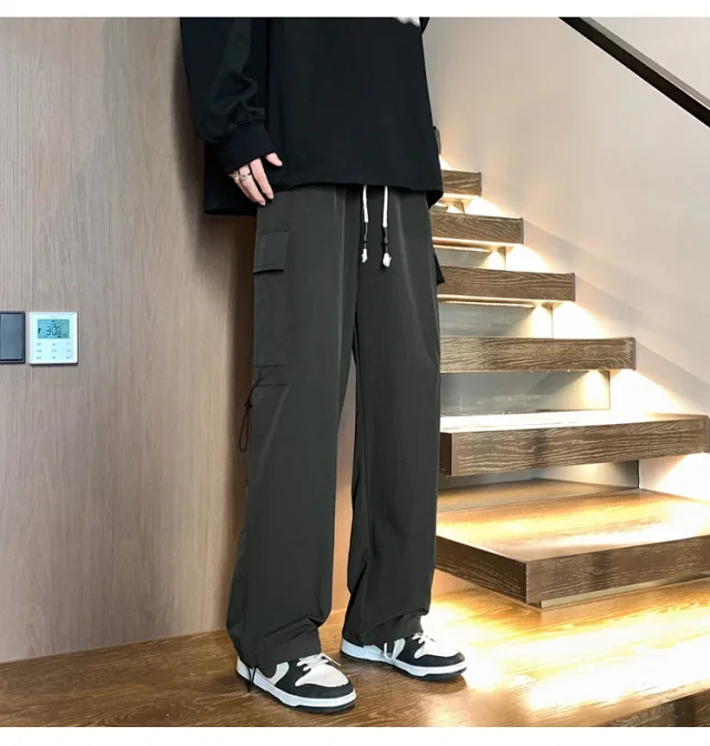 Men's Spring Retro Hiphop Cargo Pants Detail