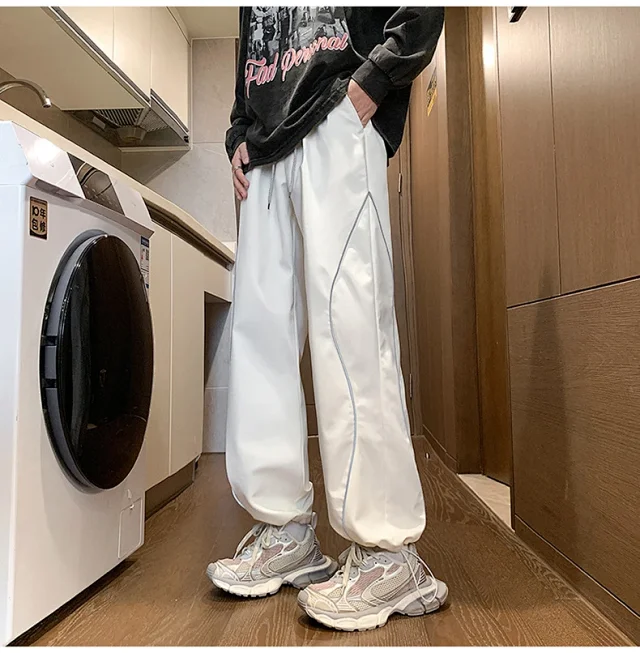 Men's Cream Retro Outdoor Hiking Pants Detail