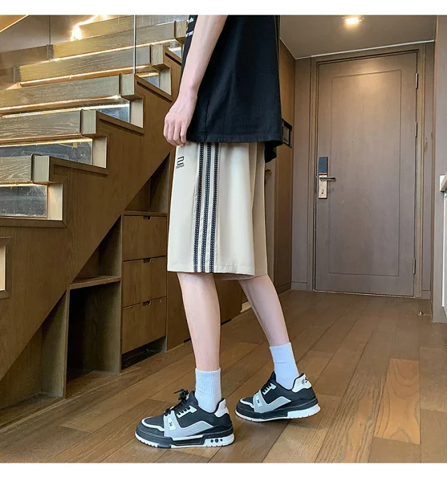 Men's Moisture-Wicking Shorts Detail
