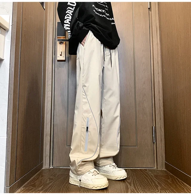 Japanese Oversize Men's Hiking Cargo Pants Detail