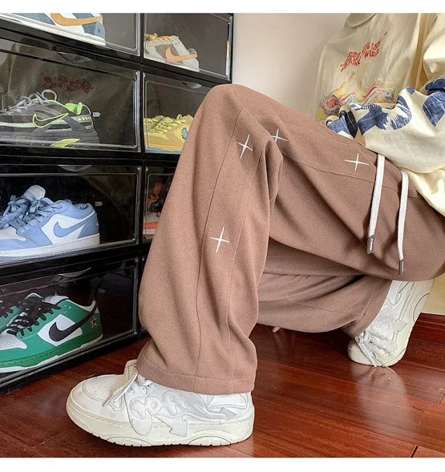 Men's Retro Khaki Wide Leg Pants Detail