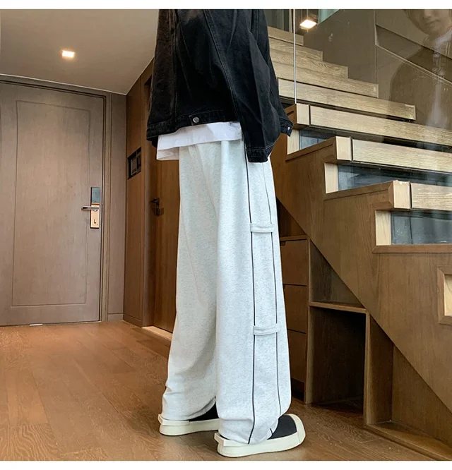 Vintage Embroidered Straight Sweatpants Detail
