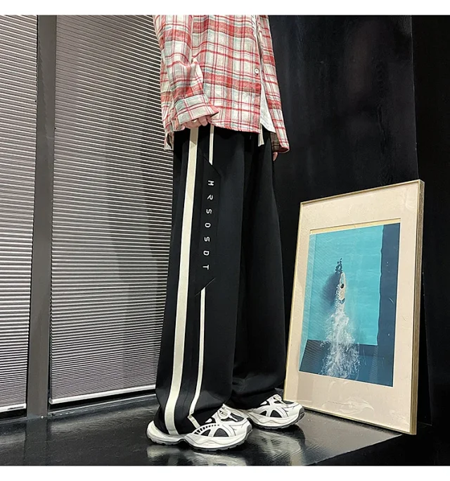 2025 Men's Sweatpants Oversize Loose Straight Trousers Detail