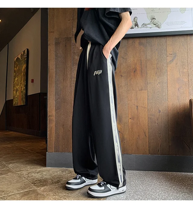 Men's Summer Loose Straight Leg Pants Detail