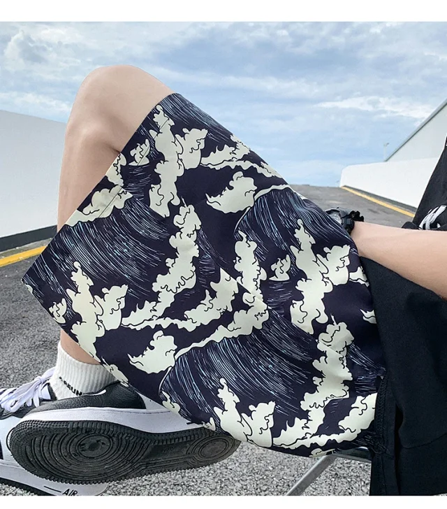 Men's Summer Ice Silk Quick-Dry Beach Shorts Detail