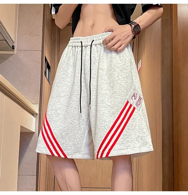 Men's Summer Loose Straight Shorts Detail
