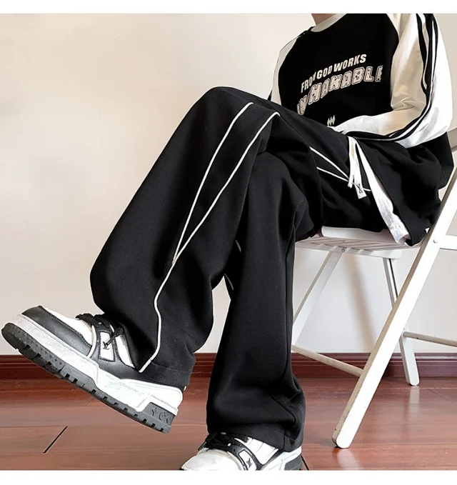 Men's Oversize Striped Pants (Spring) Detail