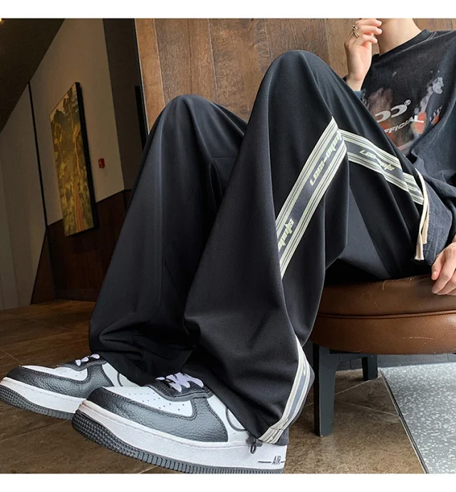 Men's Summer Loose Straight Leg Pants Detail