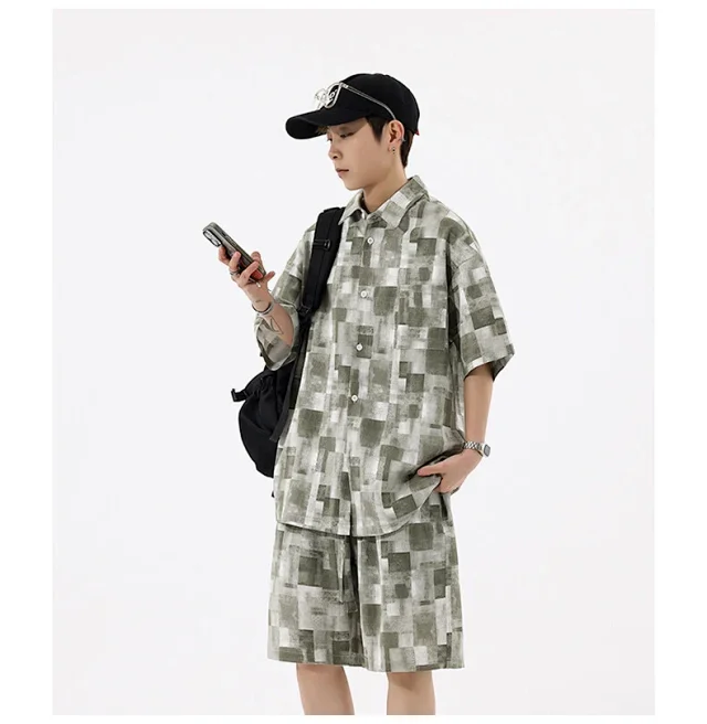 Men's Retro Plaid Short-Sleeve Shirt Suit Detail