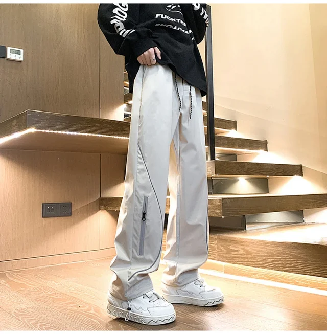 Japanese Oversize Men's Hiking Cargo Pants Detail